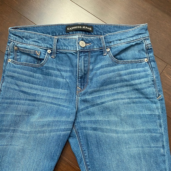 Express Jeans - Picture 3 of 5